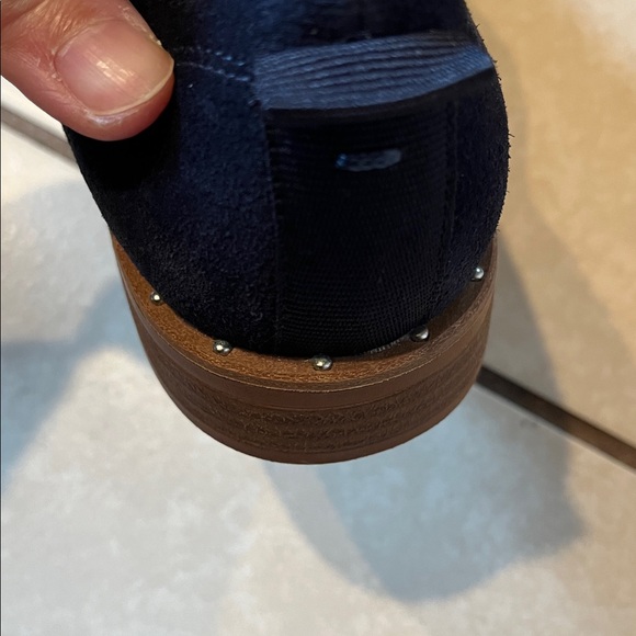 Very good condition navy blue suede Franco Sarto loafers size 8M - Picture 3 of 6